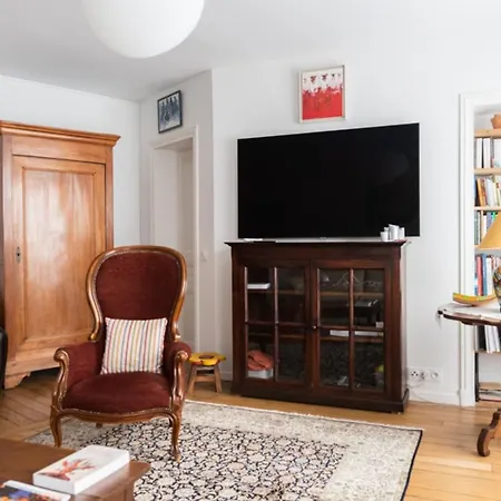 Apartment Spacious And Bright Apartmentplace De La Nation *