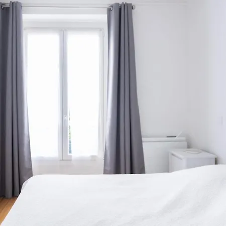 Apartment Spacious And Bright Apartmentplace De La Nation *